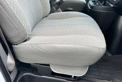 2025 Chevrolet Express Passenger 1LT