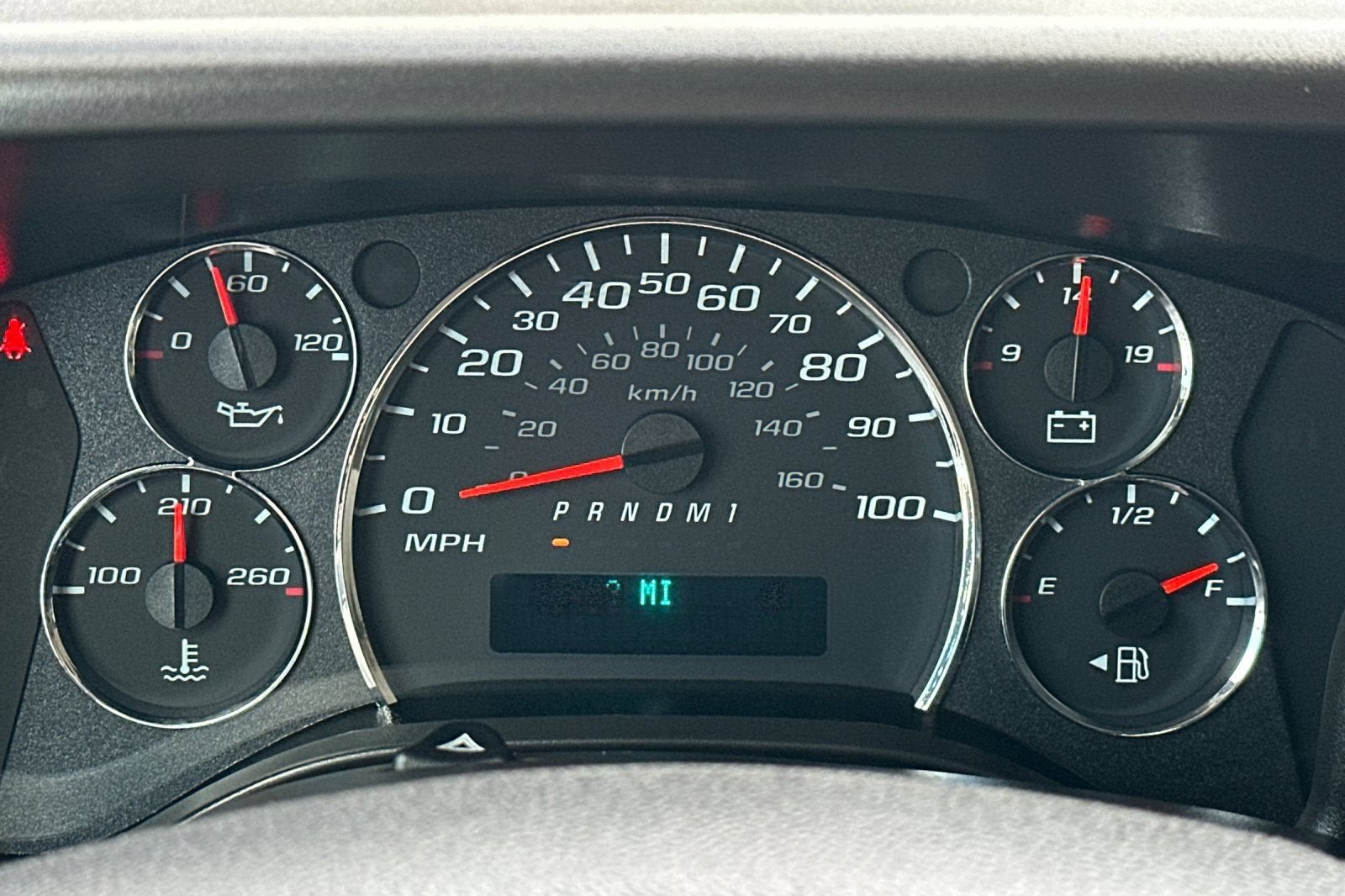 2025 Chevrolet Express Passenger 1LT