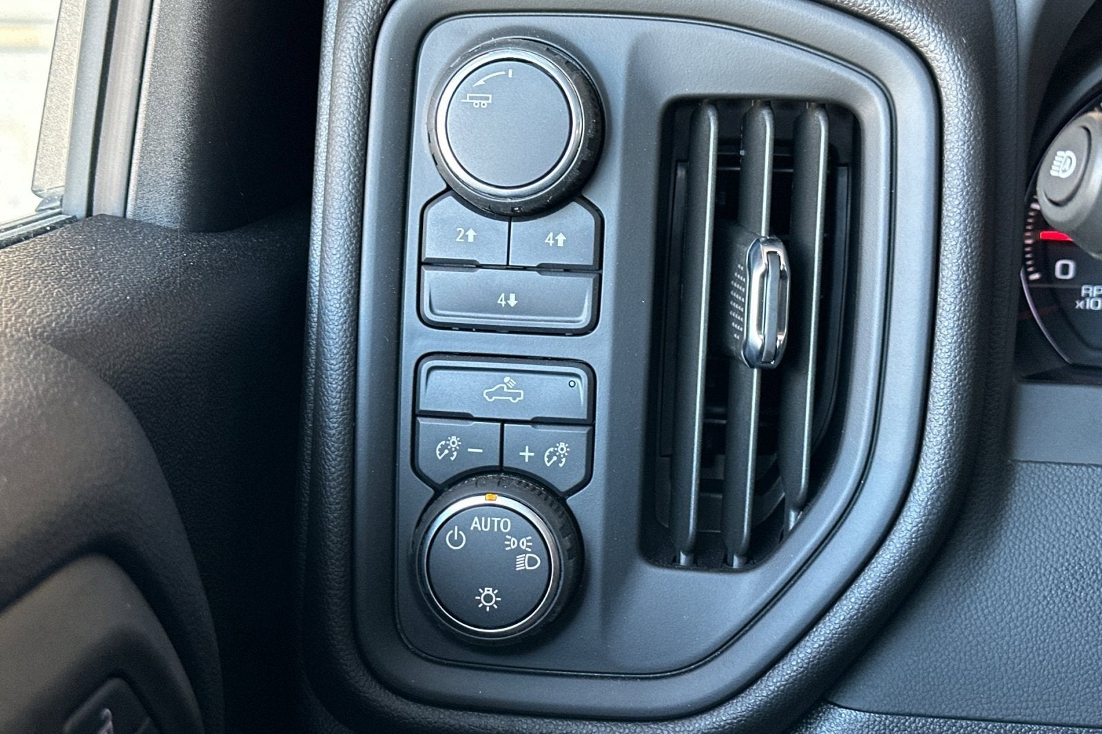 2025 Chevrolet Silverado 3500 HD WT