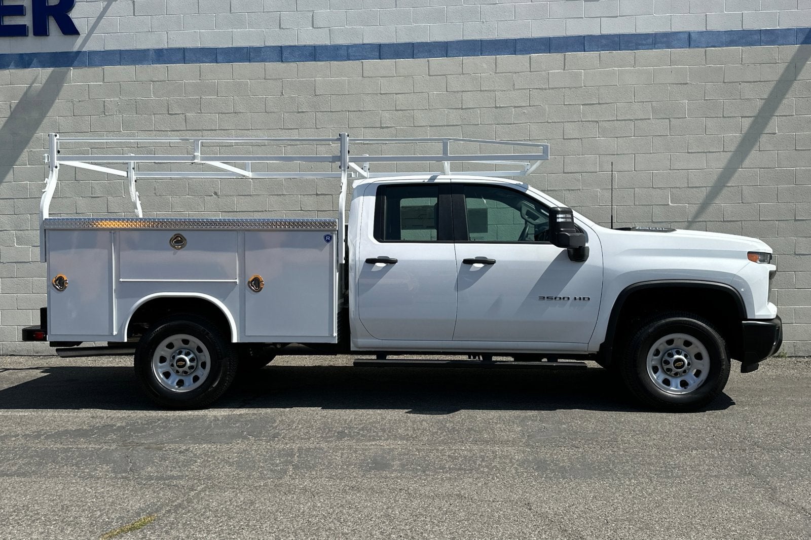 2025 Chevrolet Silverado 3500 HD WT
