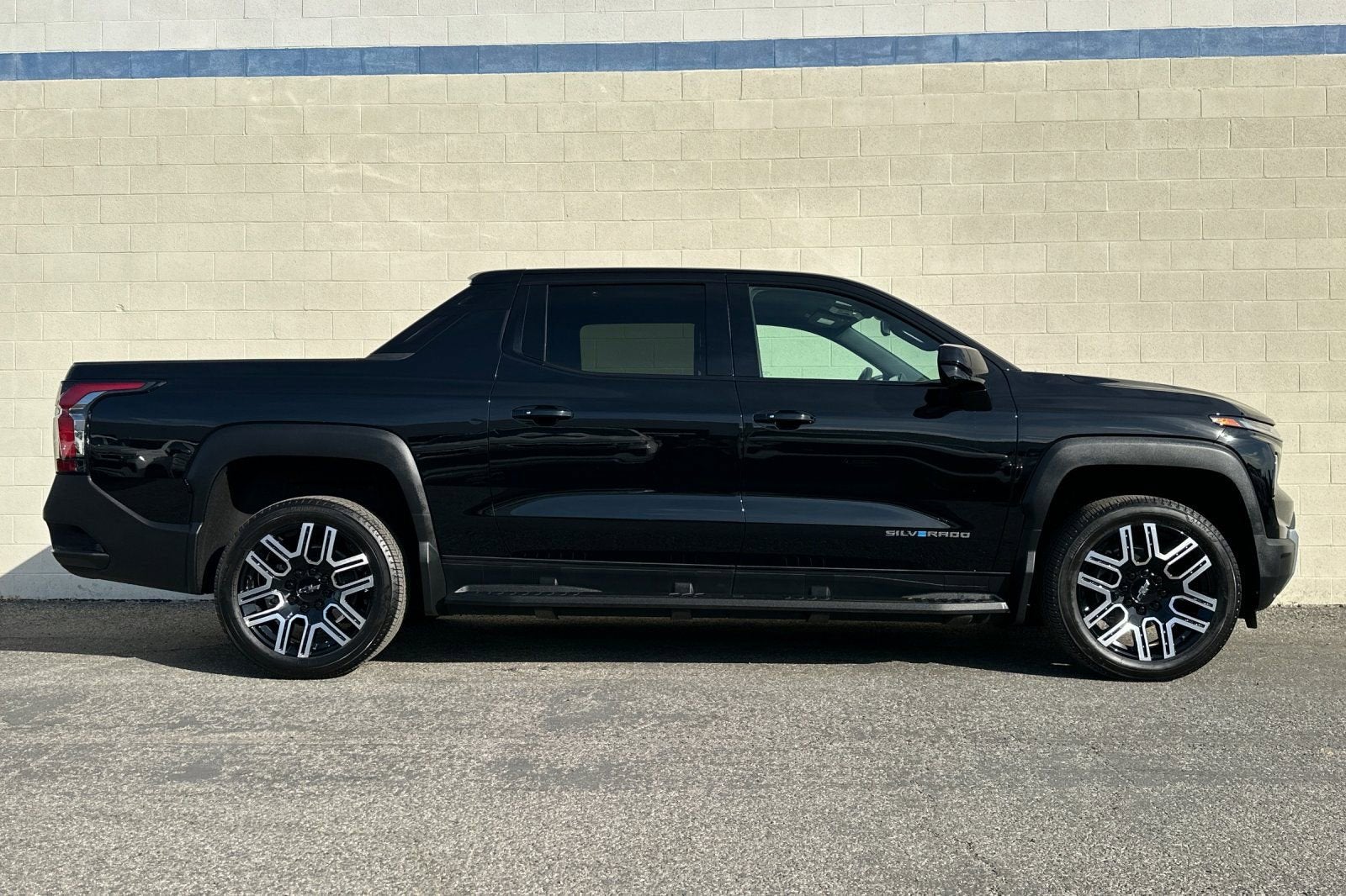 2026 Chevrolet Silverado EV LT - Standard Range