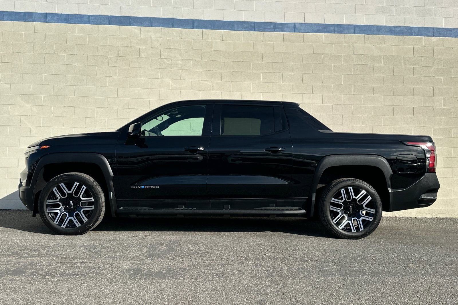 2026 Chevrolet Silverado EV LT - Standard Range