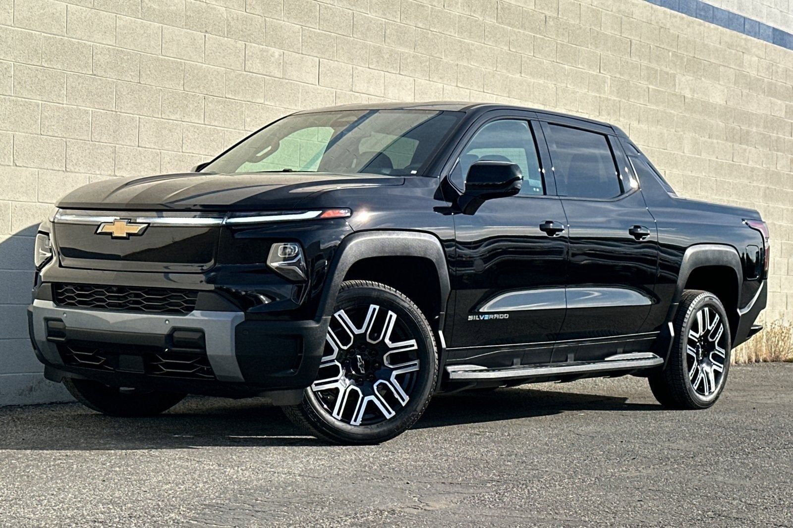 2026 Chevrolet Silverado EV LT - Standard Range