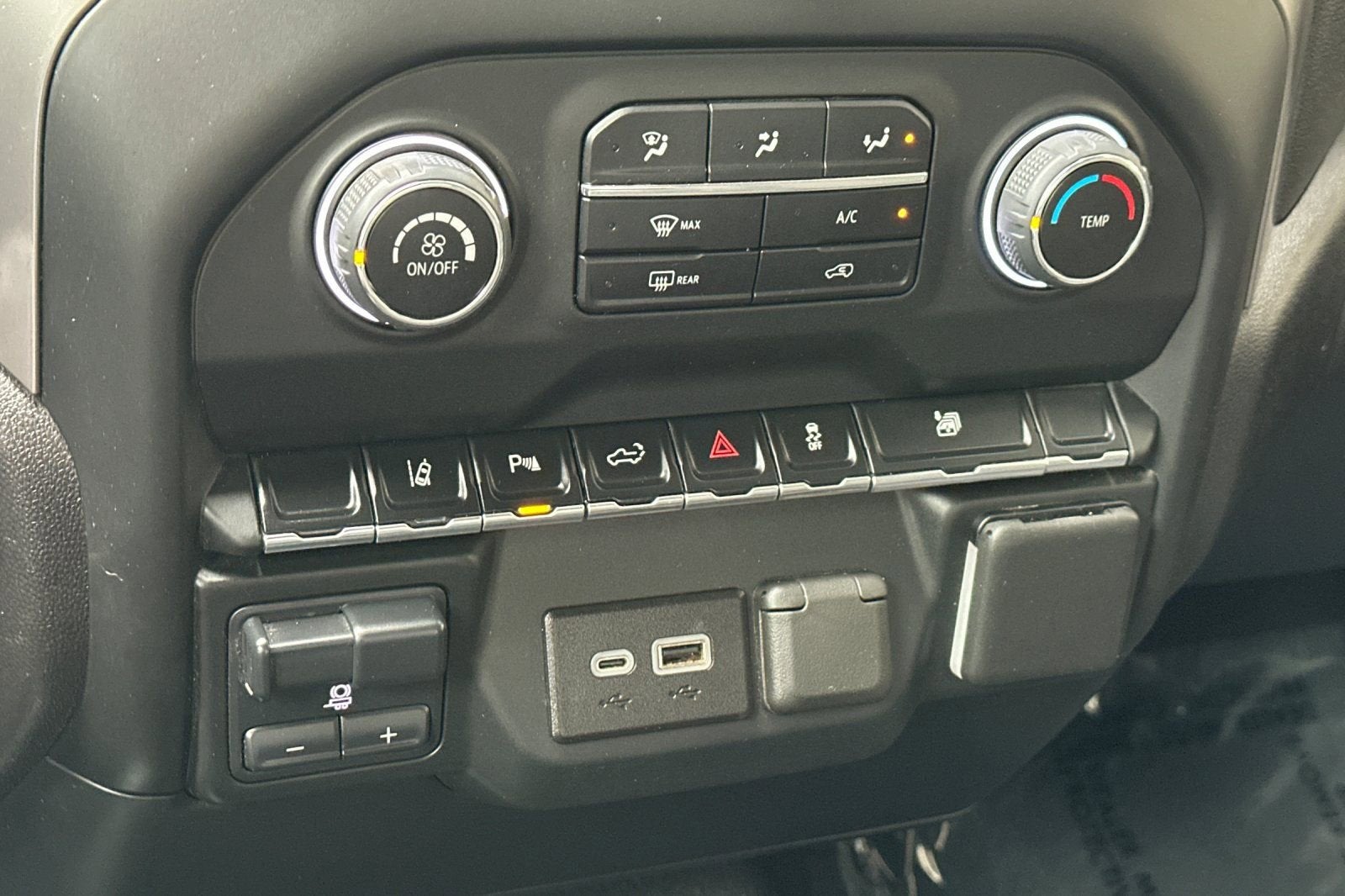 2024 Chevrolet Silverado 2500 HD Custom