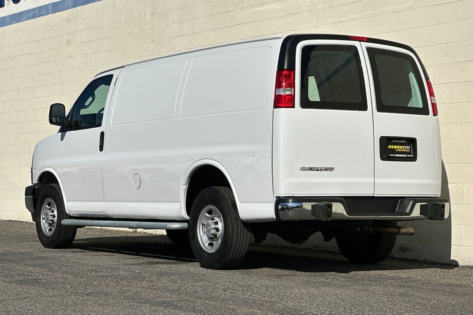 2024 Chevrolet Express Cargo 2500 WT