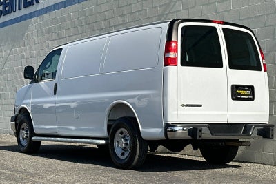 2025 Chevrolet Express Cargo WT