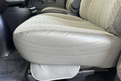 2025 GMC Savana Passenger LT