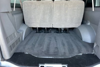 2025 GMC Savana Passenger LT