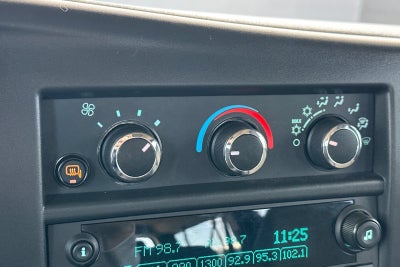 2025 GMC Savana Passenger LT