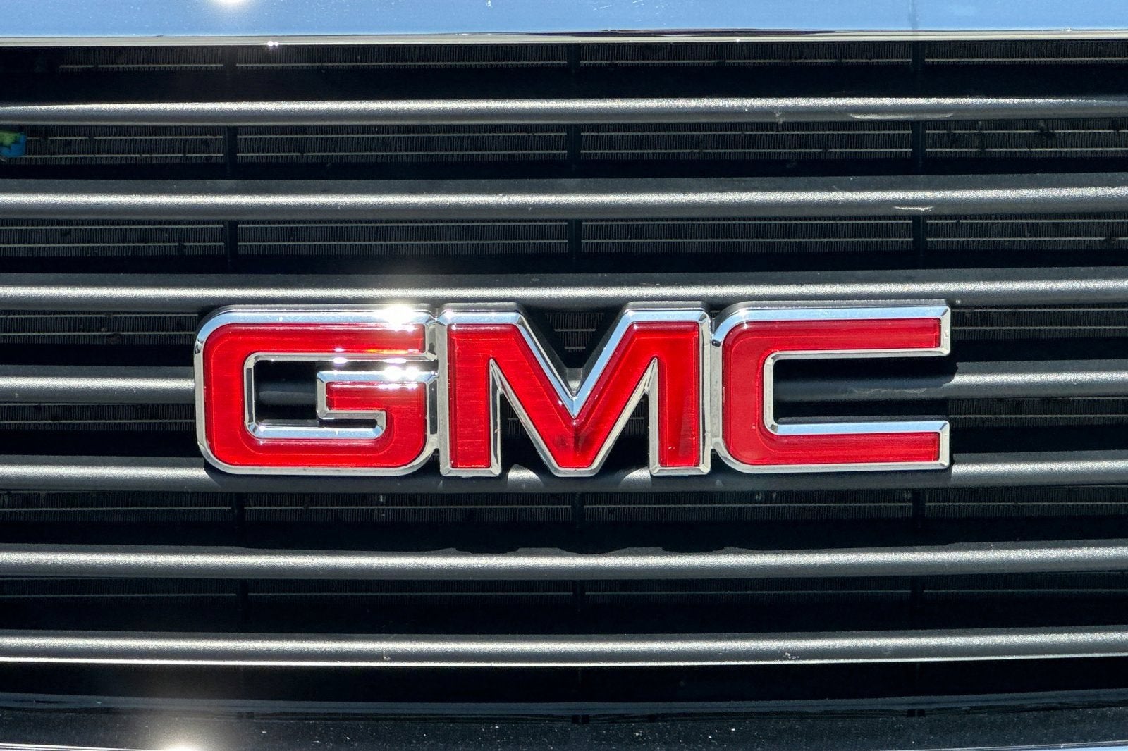 2025 GMC Savana Passenger LT