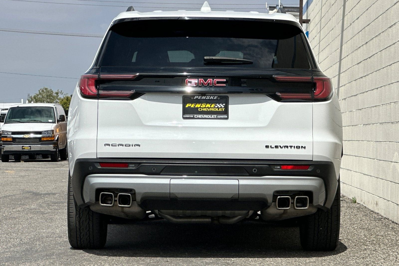 2024 GMC Acadia Elevation