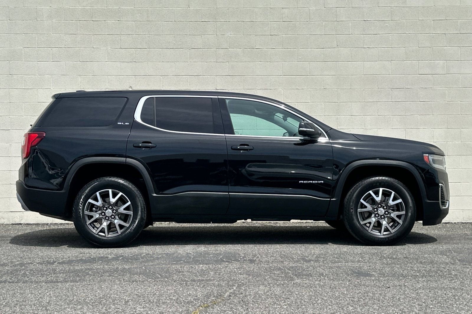 2022 GMC Acadia SLE