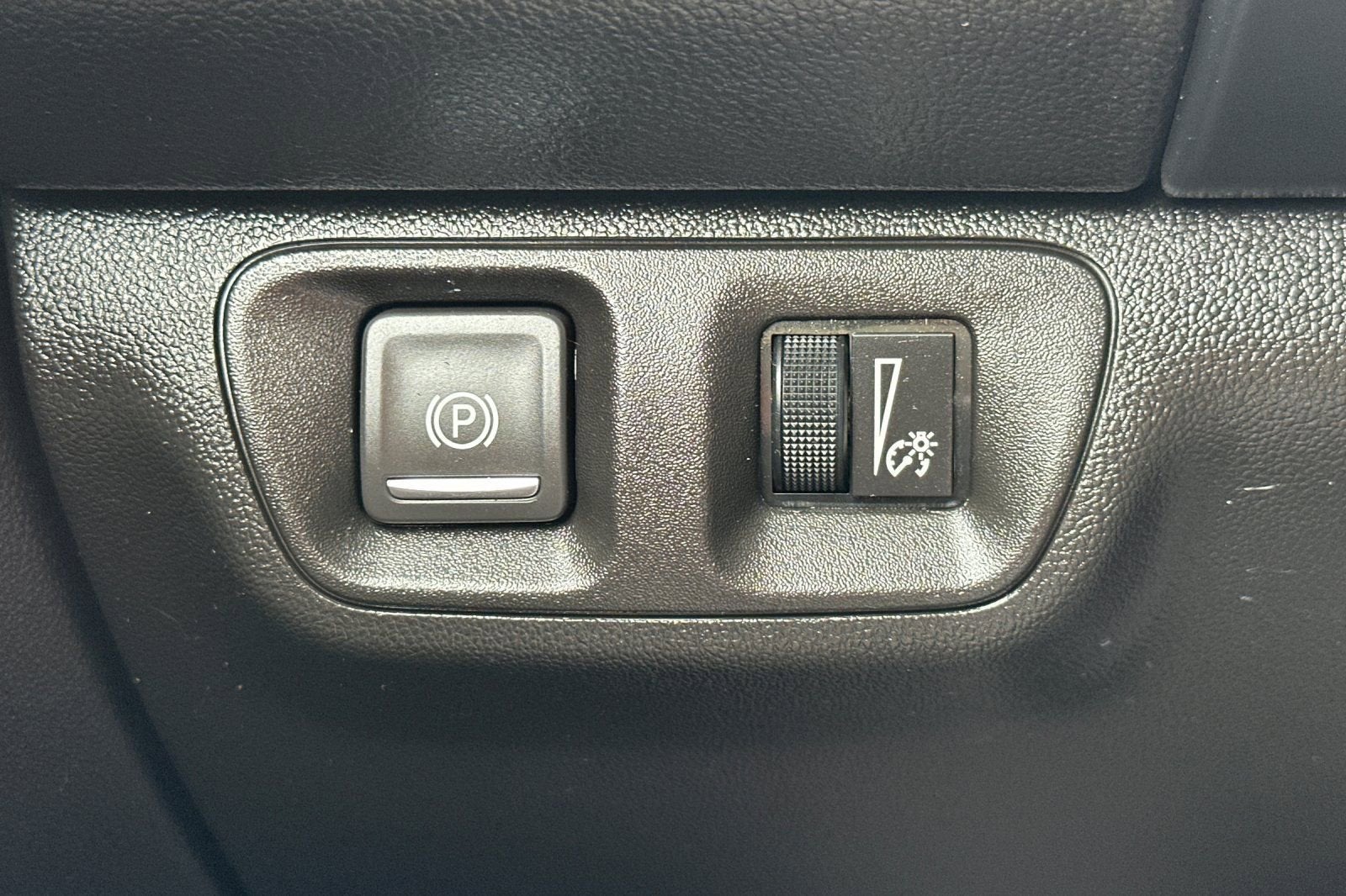 2021 GMC Acadia AT4