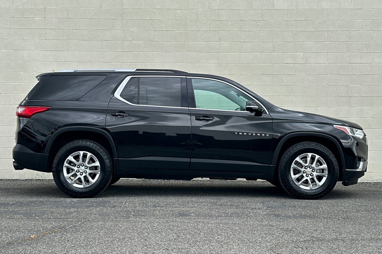 2018 Chevrolet Traverse LT Cloth