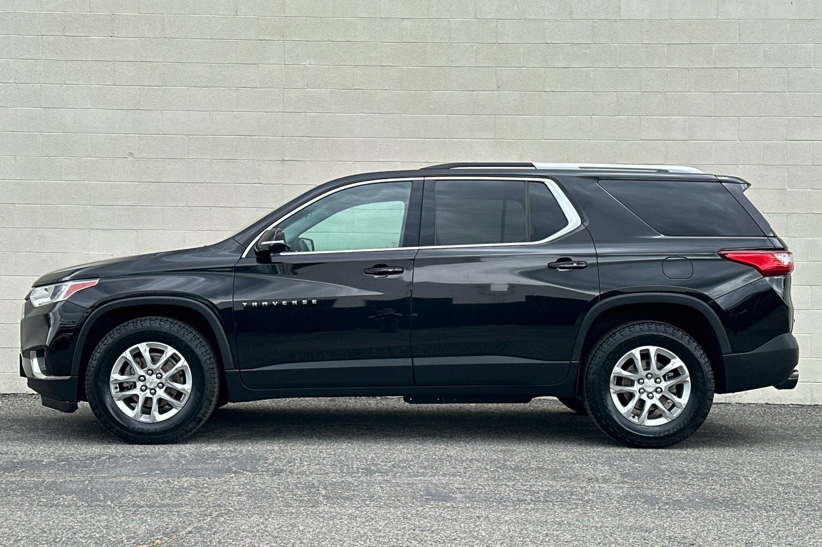 2018 Chevrolet Traverse LT Cloth