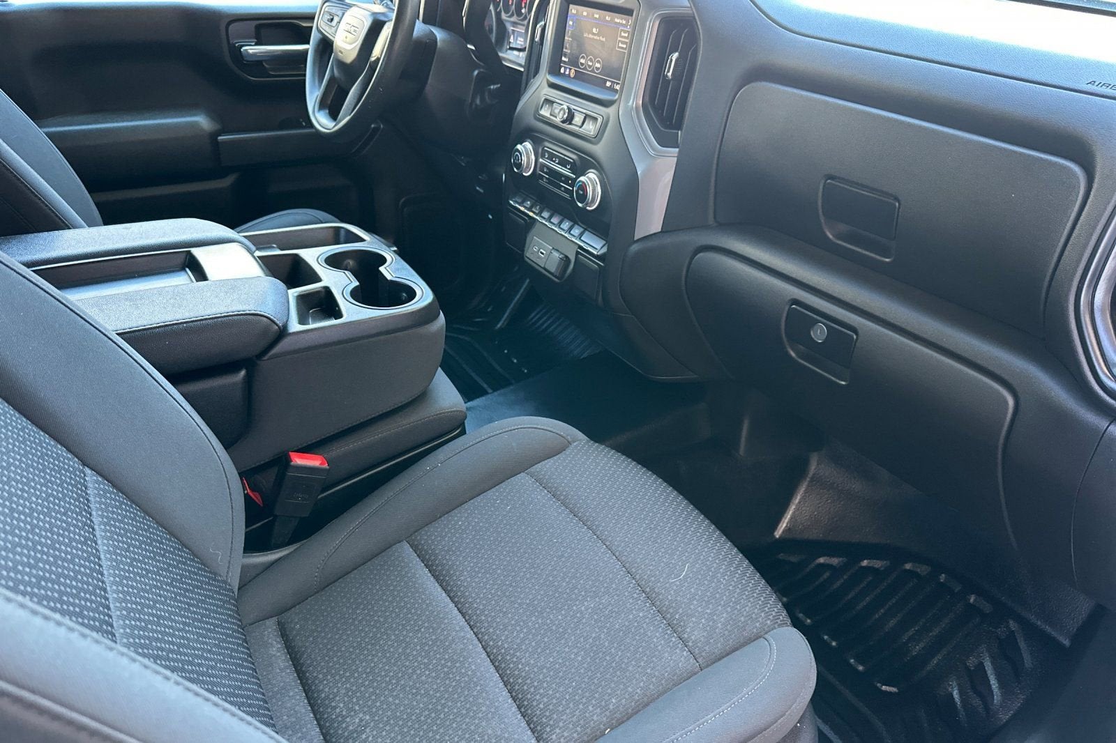 2022 GMC Sierra 1500 Pro