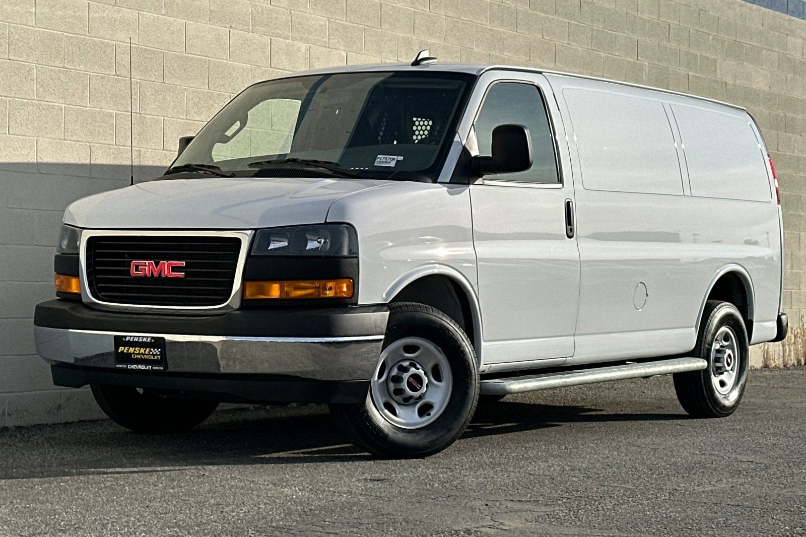 2024 GMC Savana Cargo 2500 Work Van