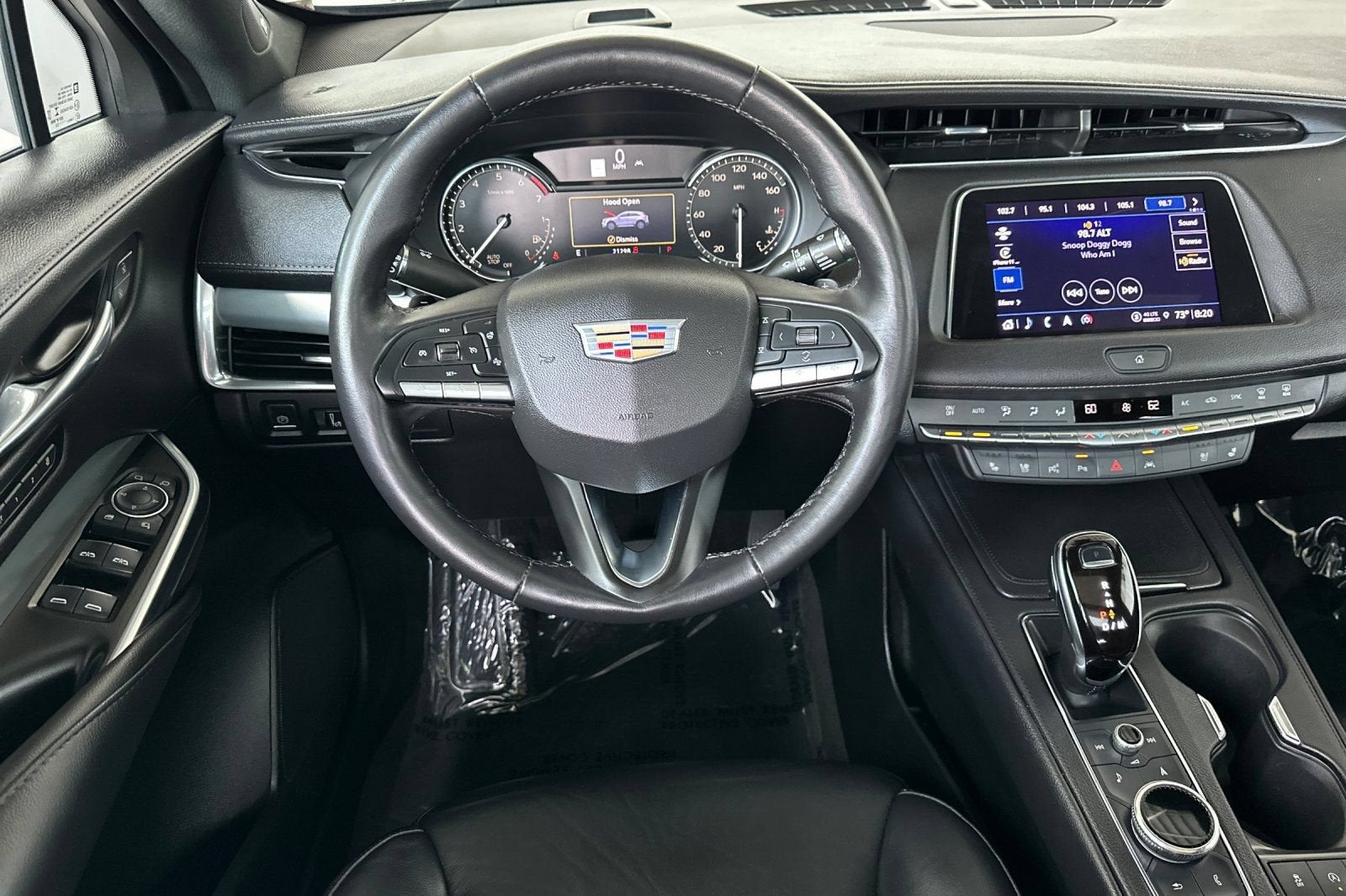 2022 Cadillac XT4 FWD Premium Luxury