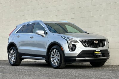 2022 Cadillac XT4 FWD Premium Luxury