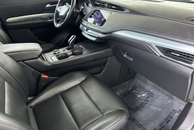 2022 Cadillac XT4 FWD Premium Luxury