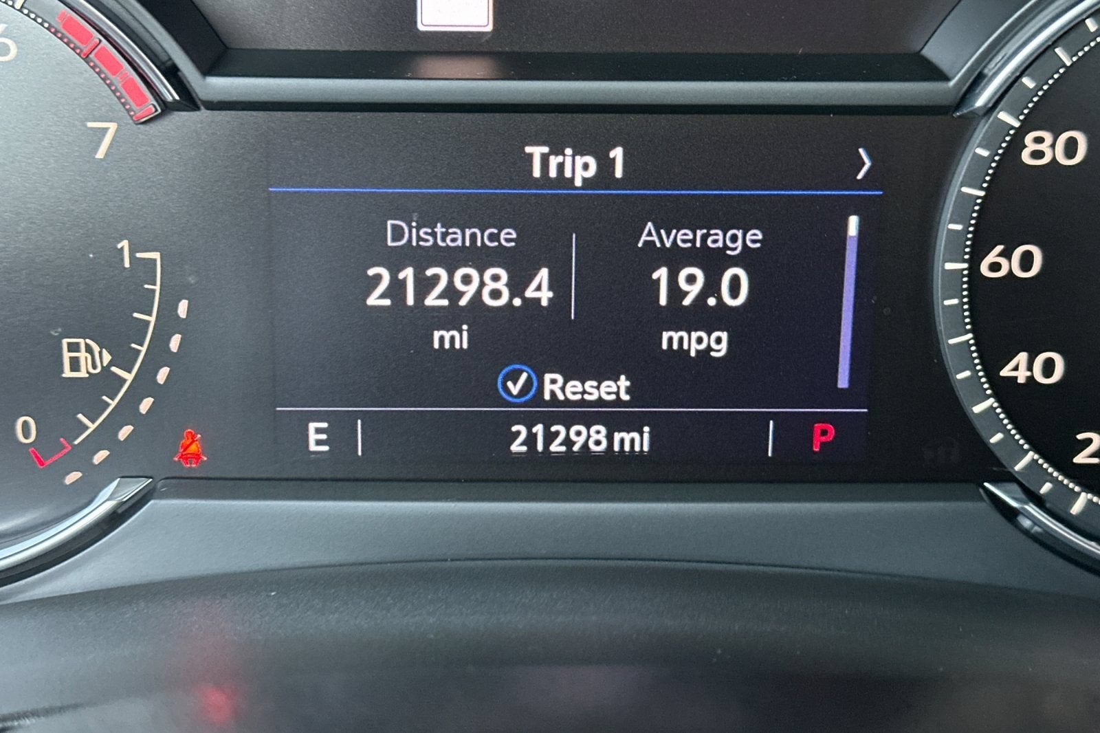 2022 Cadillac XT4 FWD Premium Luxury