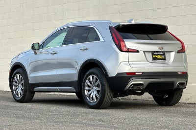 2022 Cadillac XT4 FWD Premium Luxury