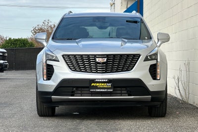 2022 Cadillac XT4 FWD Premium Luxury