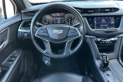 2022 Cadillac XT5 Premium Luxury