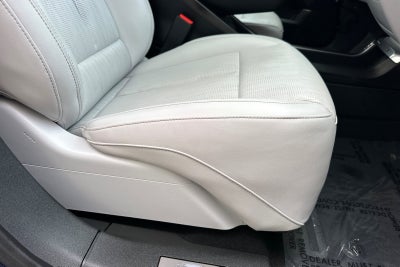 2024 Cadillac LYRIQ Luxury 1