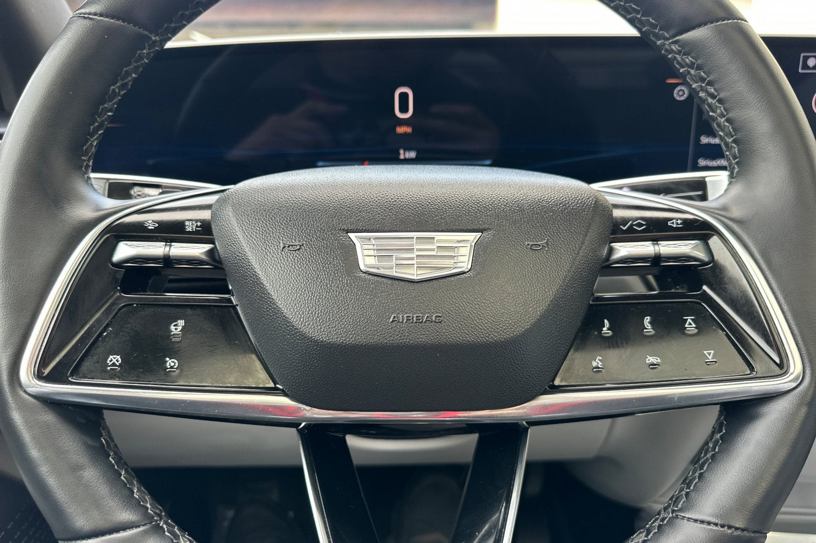2024 Cadillac LYRIQ Luxury 1