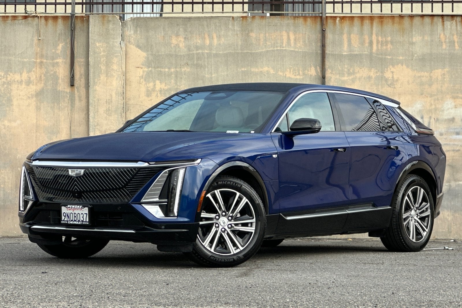 2024 Cadillac LYRIQ Luxury 1