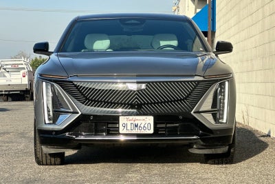 2024 Cadillac LYRIQ Luxury 1