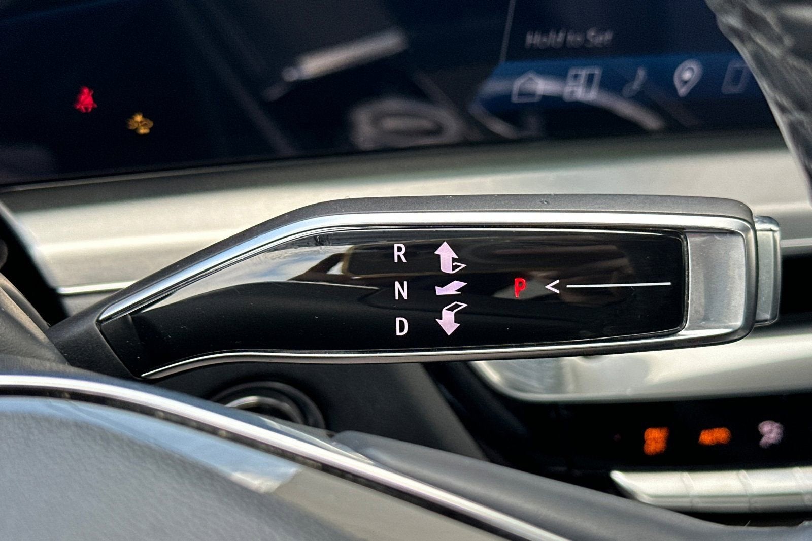 2024 Cadillac LYRIQ Sport 2