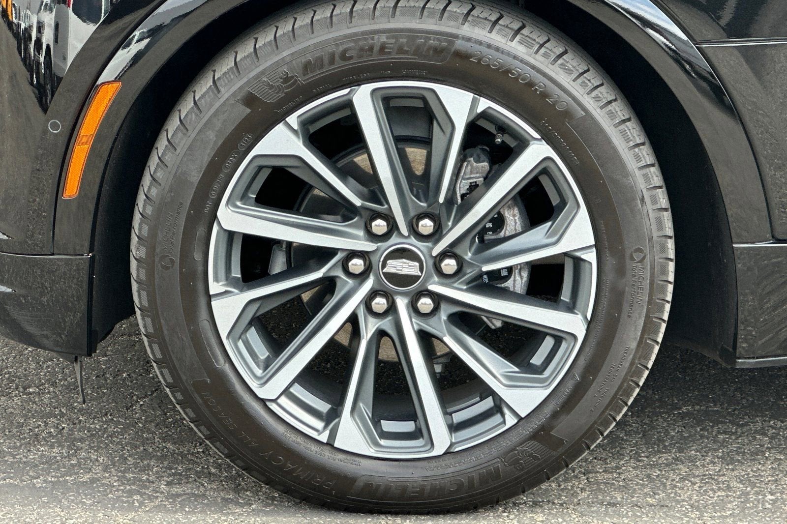 2024 Cadillac LYRIQ Sport 2