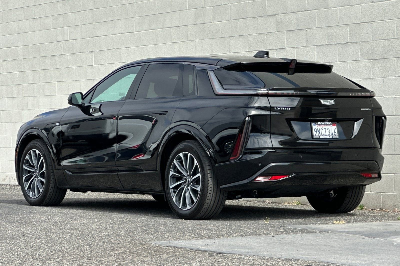 2024 Cadillac LYRIQ Sport 2