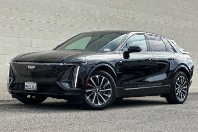 2024 Cadillac LYRIQ Sport 2