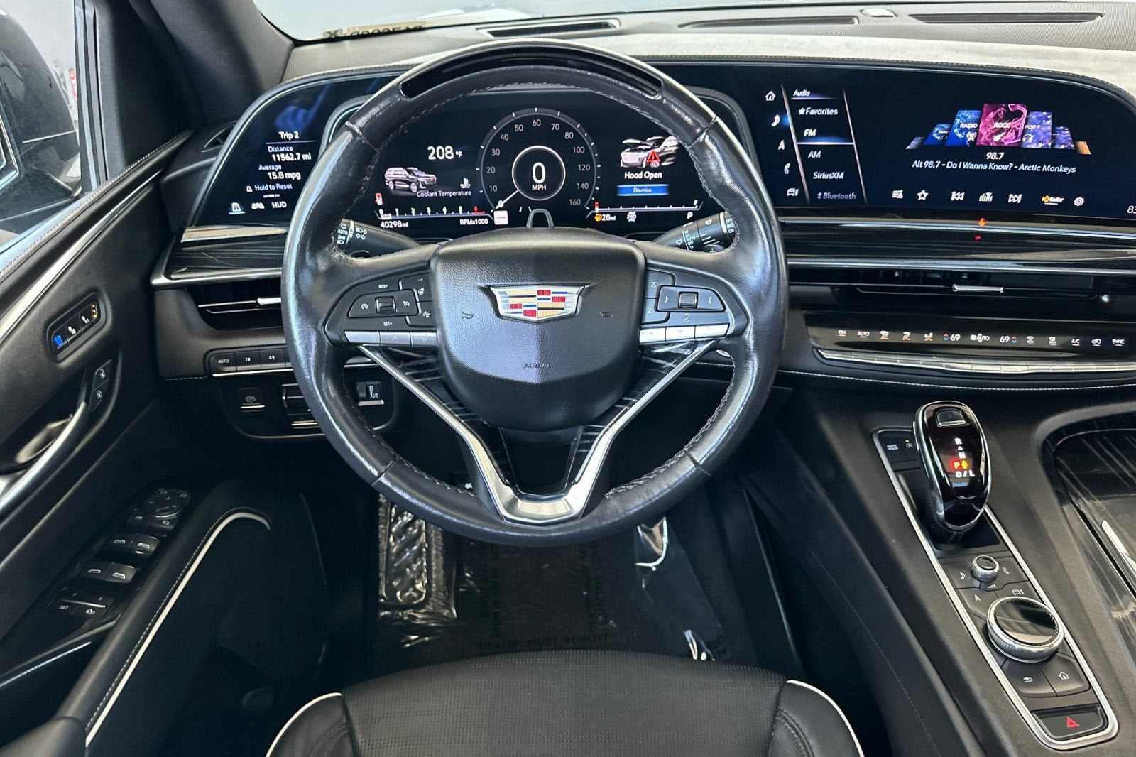 2023 Cadillac Escalade Sport