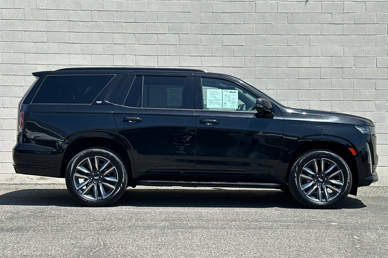 2023 Cadillac Escalade Sport