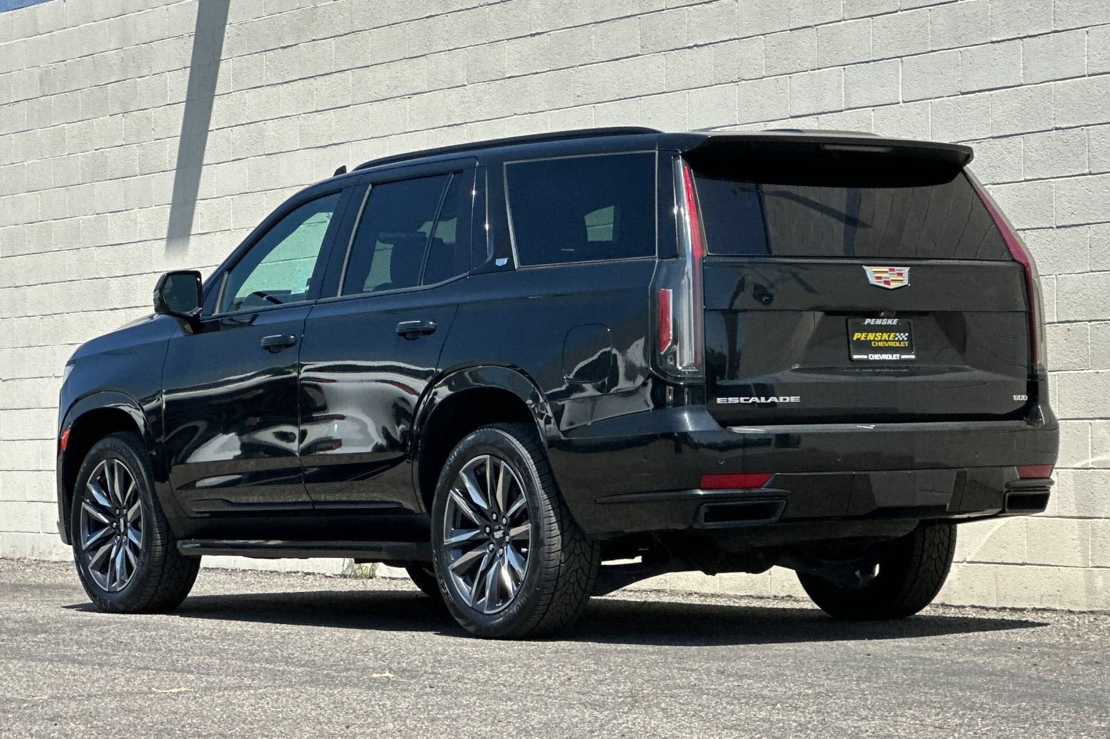 2023 Cadillac Escalade Sport