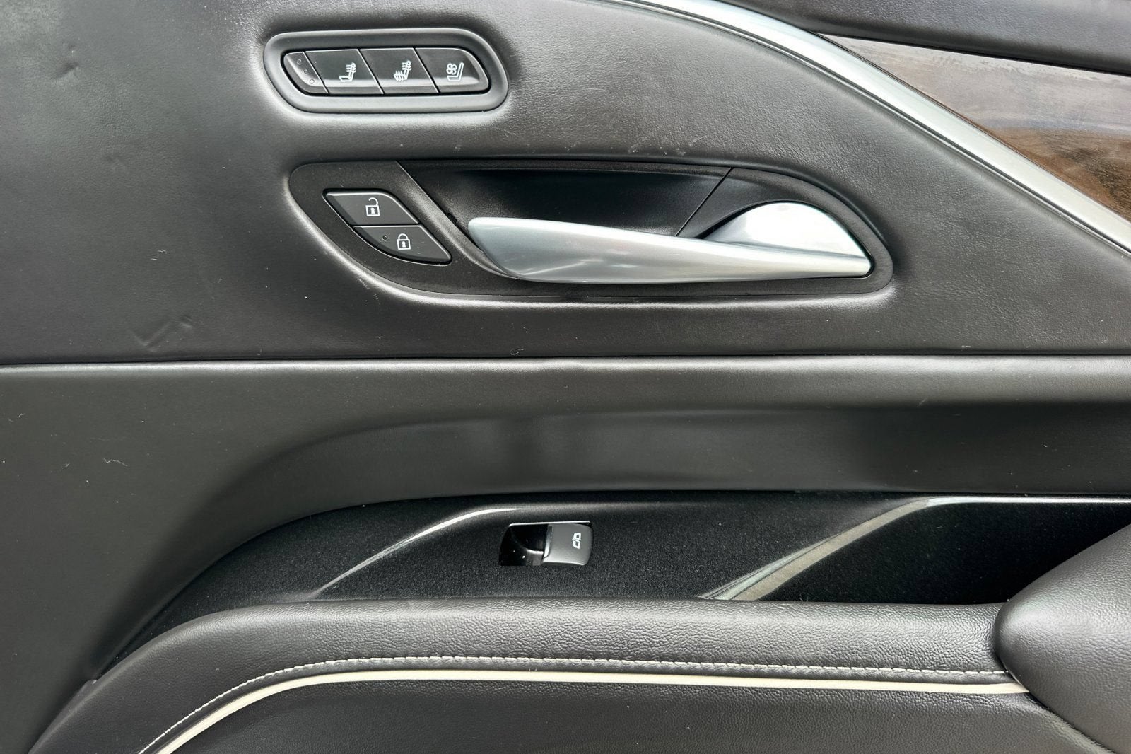 2023 Cadillac Escalade ESV Sport Platinum