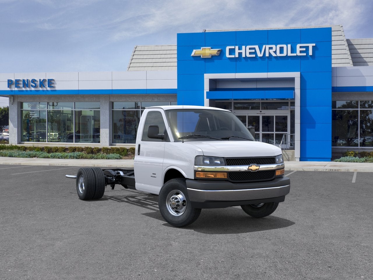 2026 Chevrolet Express Cutaway 3500 1WT