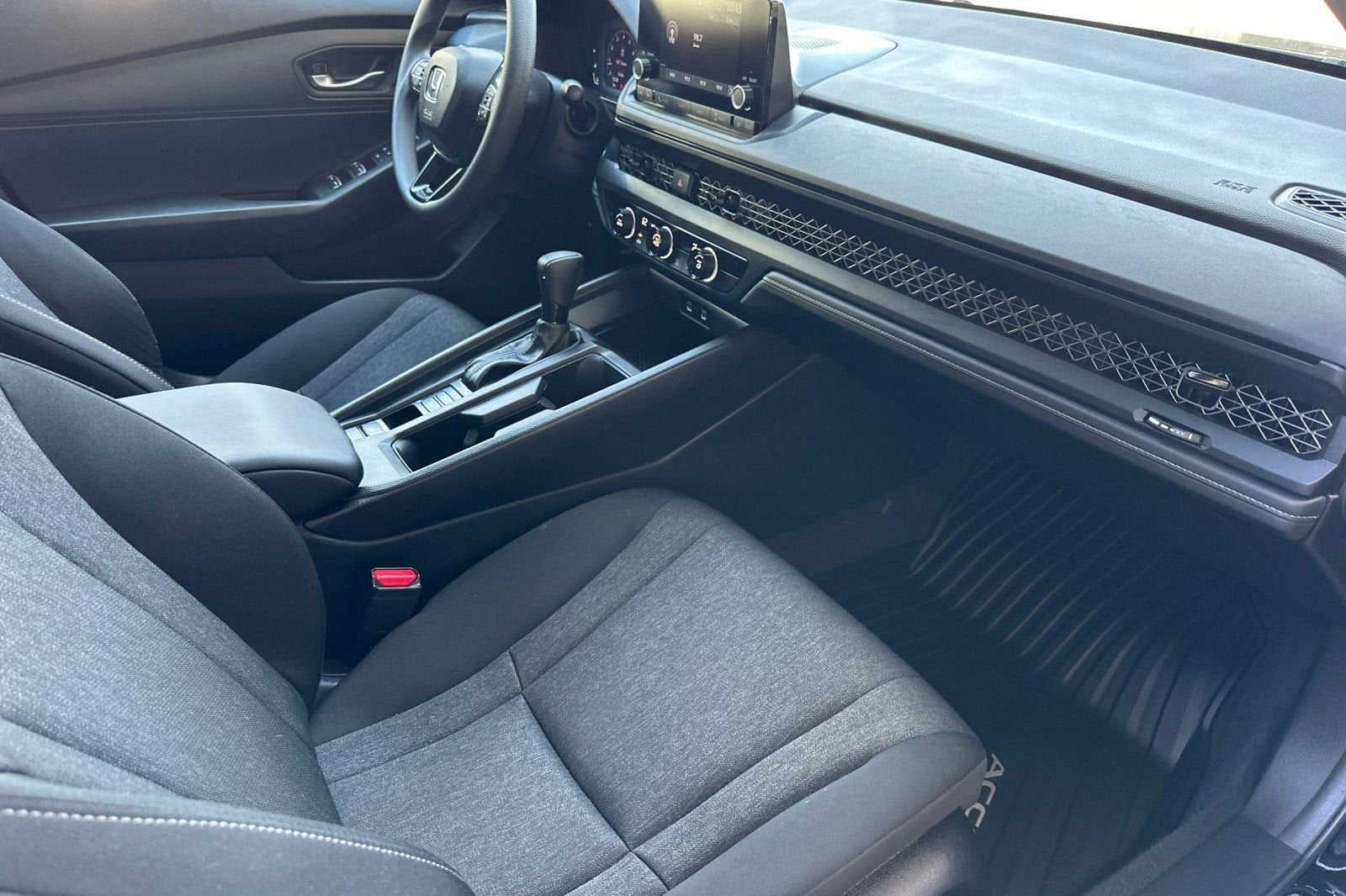 2025 Honda Accord Sedan LX