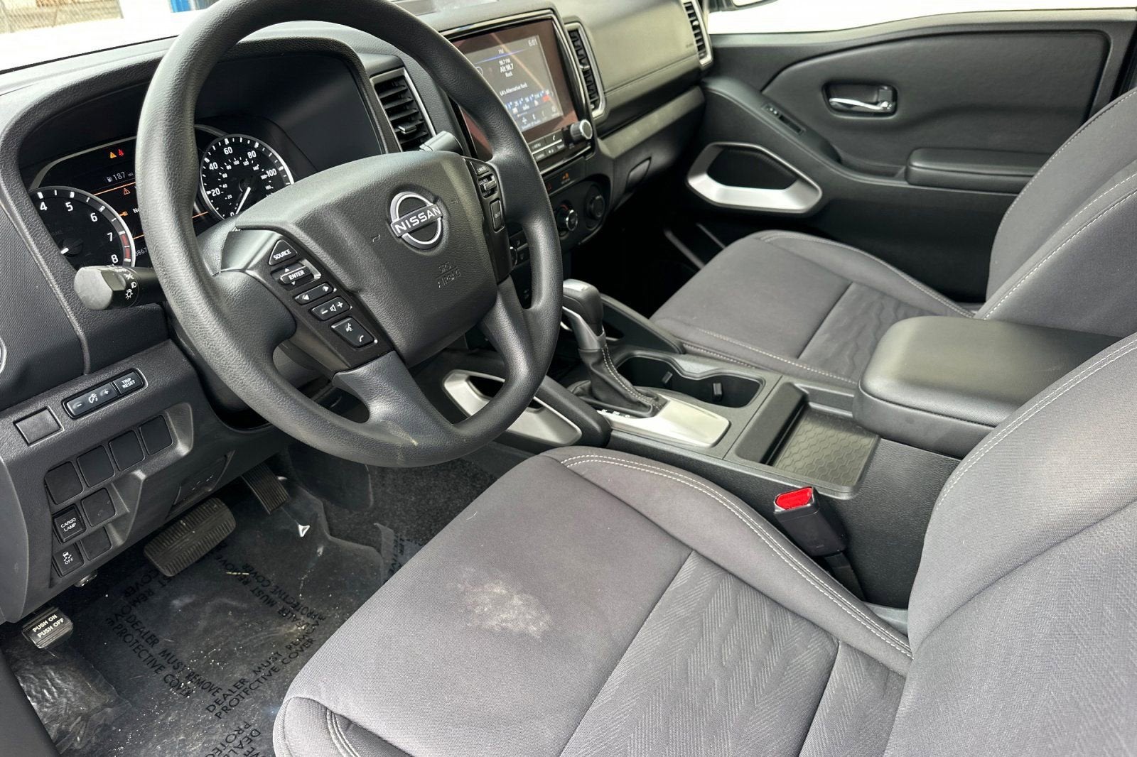 2023 Nissan Frontier SV