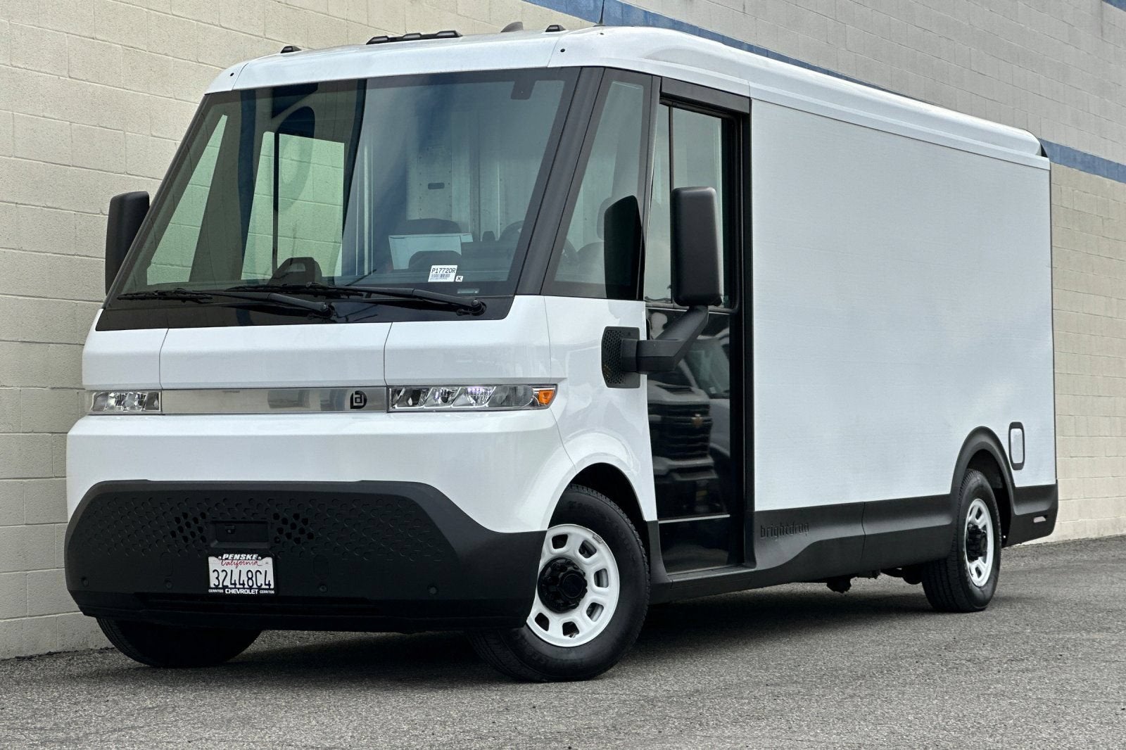 2023 BrightDrop Zevo 600 EJY