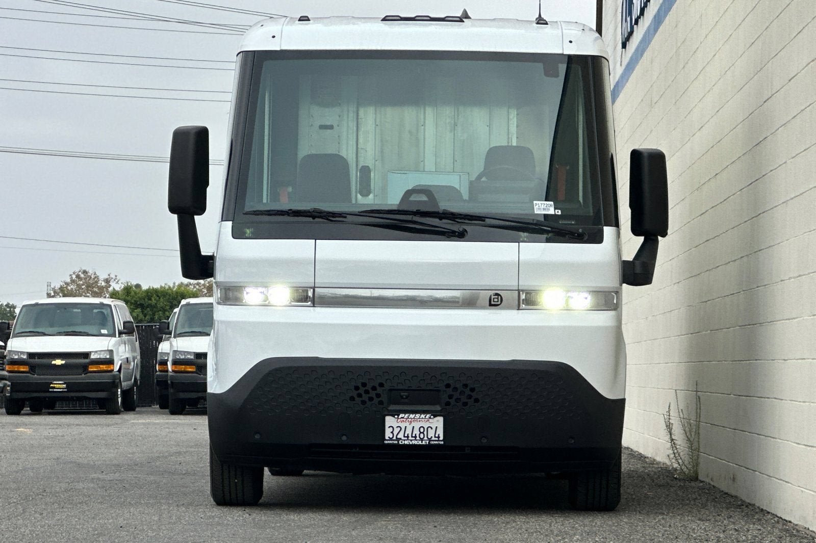 2023 BrightDrop Zevo 600 EJY