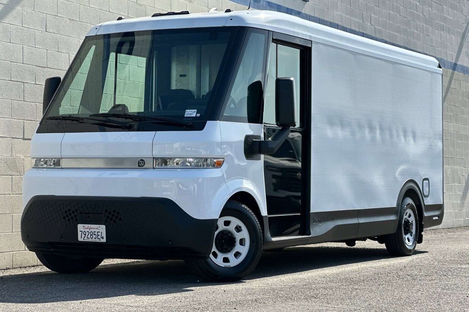 2023 BrightDrop Zevo 600 EJY