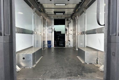 2024 BrightDrop Zevo 600 EJY