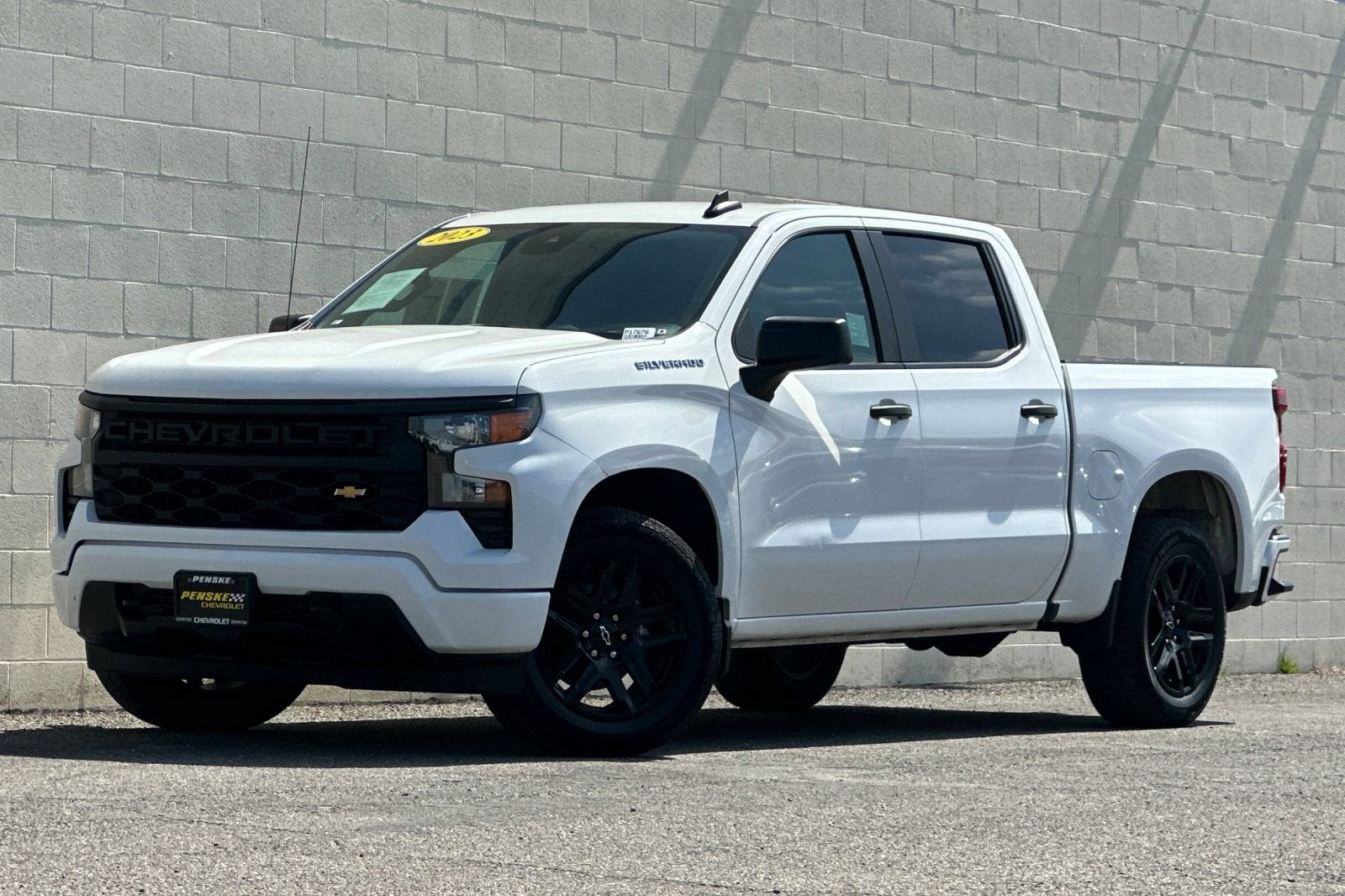 2023 Chevrolet Silverado 1500 Custom