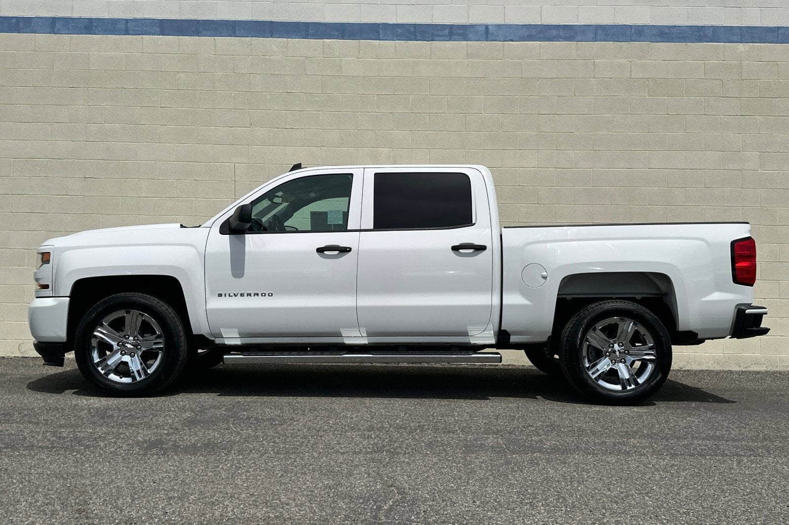 2018 Chevrolet Silverado 1500 Custom
