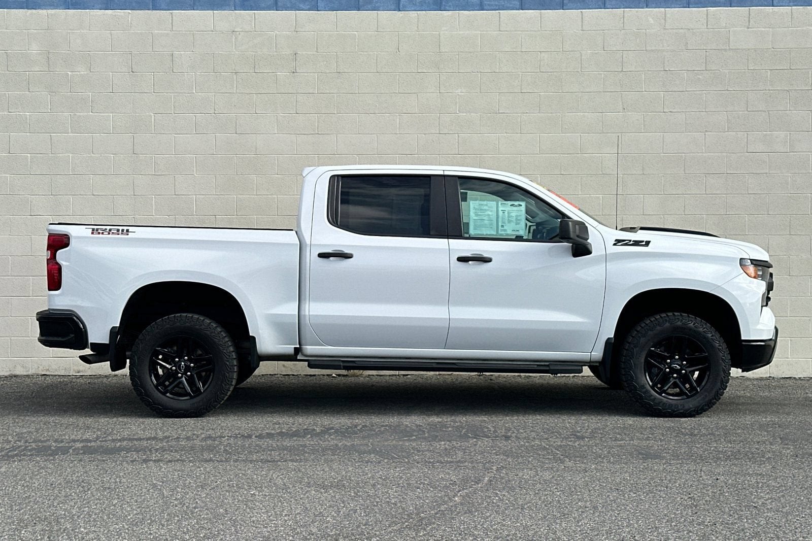 2024 Chevrolet Silverado 1500 Custom Trail Boss